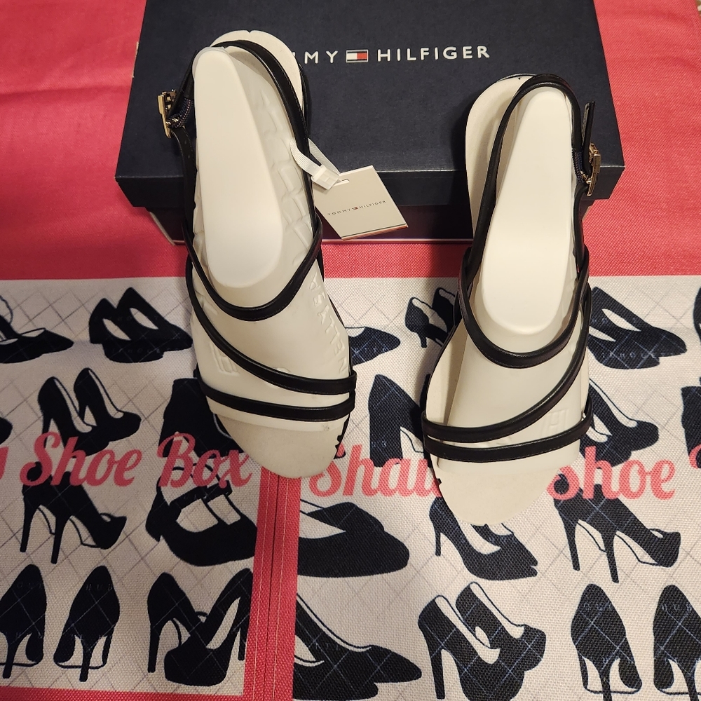 Tommy Hilfiger women navy blue sandal